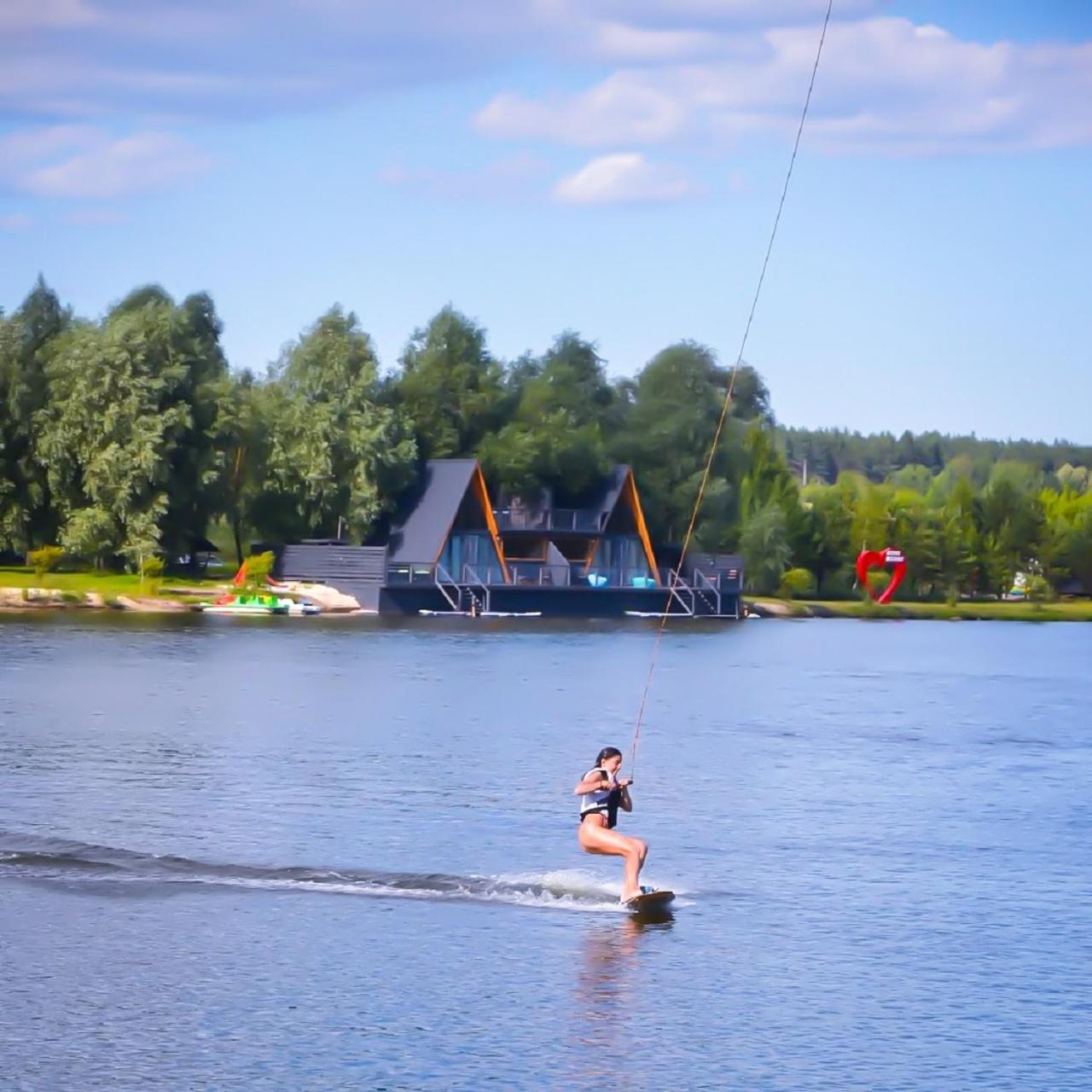 Sherwood Lake Hotel Berezovka  外观 照片